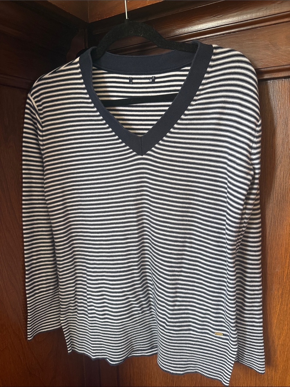 Tommy Hilfiger Navy and White Striped V-Neck Sweater 100% Cotton